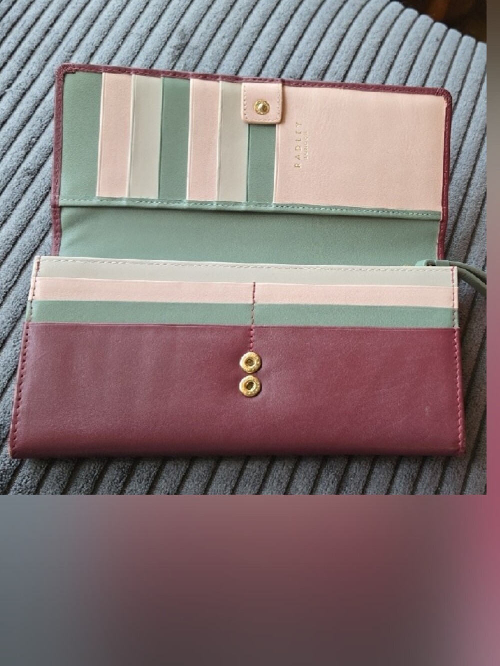 RADLEY LONDON Burgundy Leather Wallet with Multicolor Dog - Picture 5 of 6
